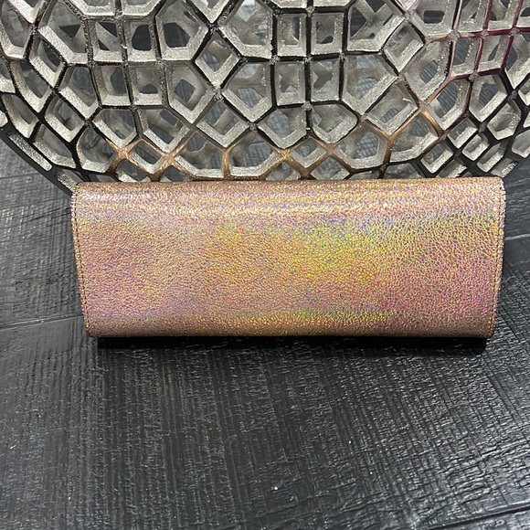 GUCCI Iridescent clutch - Picture 3 of 8